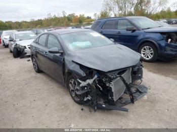  Salvage Kia Forte