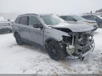  Salvage Mitsubishi Outlander