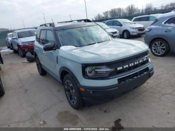  Salvage Ford Bronco