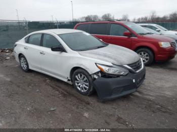  Salvage Nissan Altima