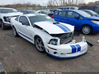  Salvage Ford Mustang