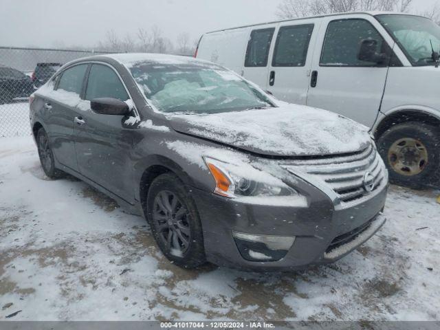  Salvage Nissan Altima