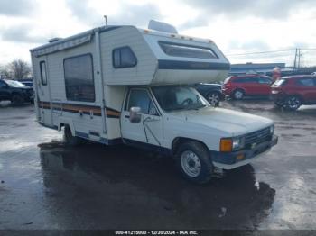  Salvage Toyota Pickup