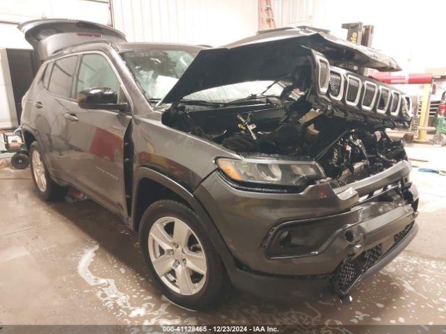  Salvage Jeep Compass