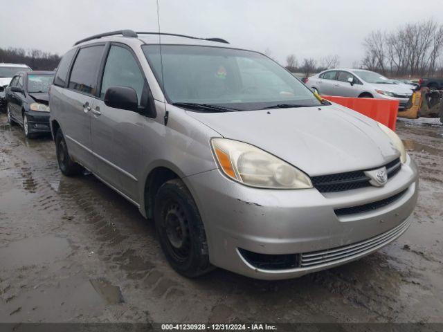  Salvage Toyota Sienna