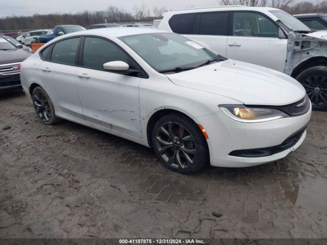  Salvage Chrysler 200