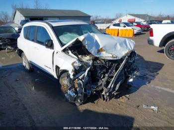  Salvage Jeep Compass