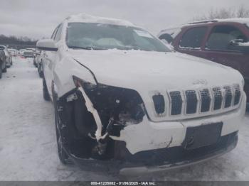  Salvage Jeep Cherokee