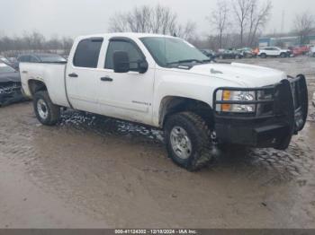  Salvage Chevrolet Silverado 2500