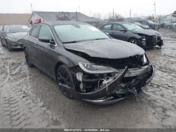  Salvage Chrysler 200