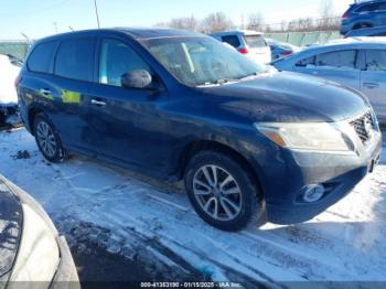  Salvage Nissan Pathfinder