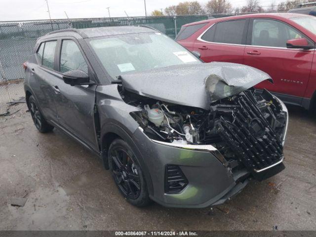  Salvage Nissan Kicks