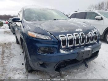  Salvage Jeep Cherokee