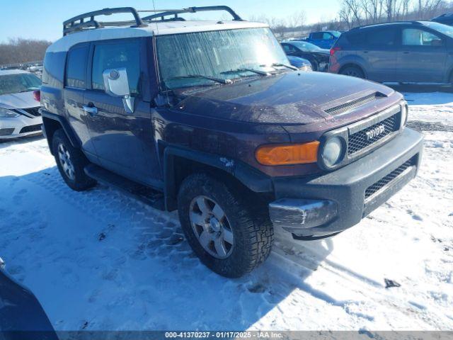  Salvage Toyota FJ Cruiser