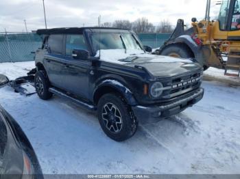  Salvage Ford Bronco