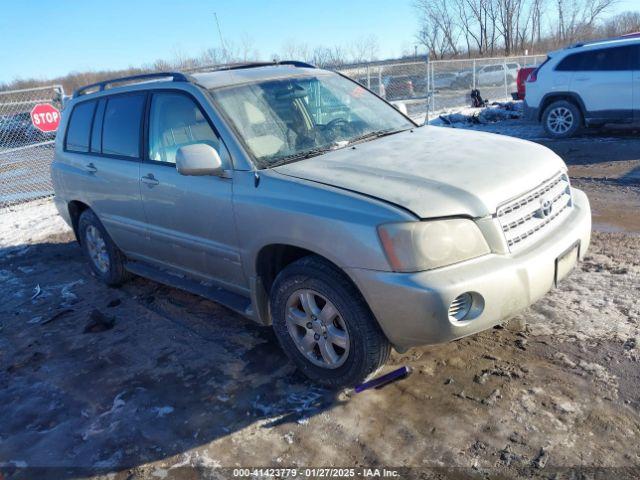  Salvage Toyota Highlander