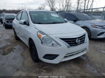  Salvage Nissan Versa