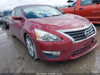  Salvage Nissan Altima