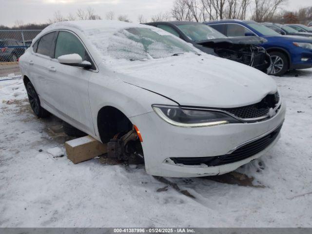  Salvage Chrysler 200