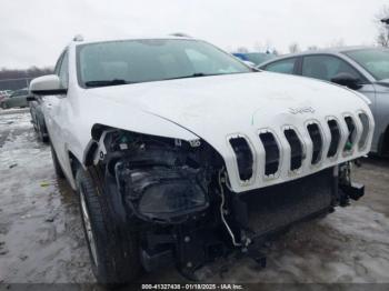  Salvage Jeep Cherokee