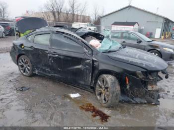  Salvage Chrysler 200