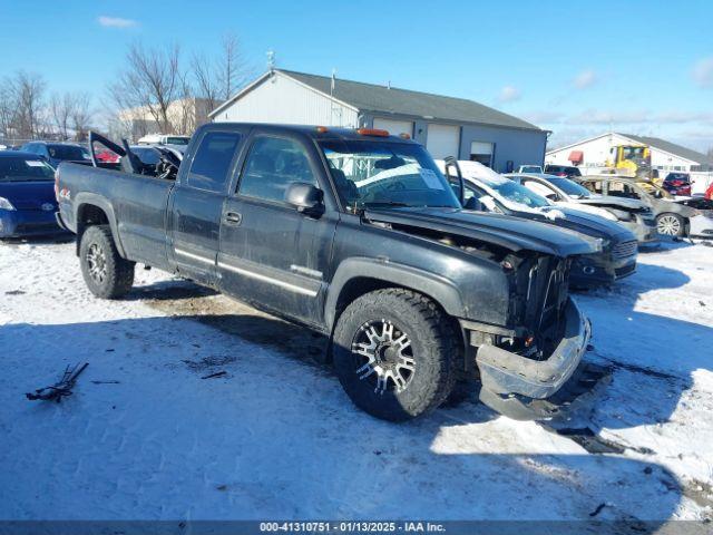  Salvage Chevrolet Silverado 2500