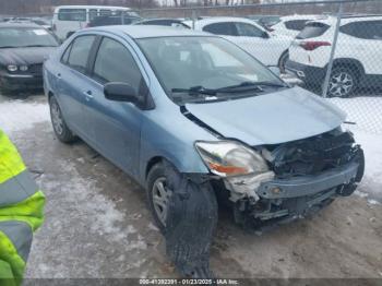  Salvage Toyota Yaris