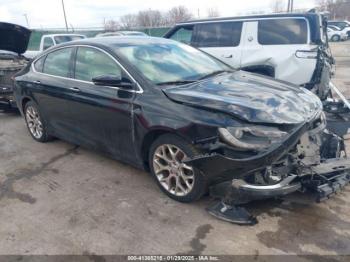  Salvage Chrysler 200