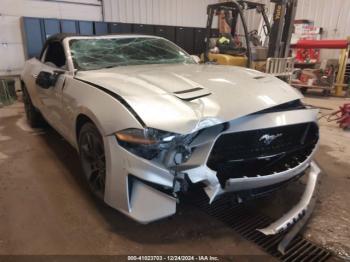  Salvage Ford Mustang