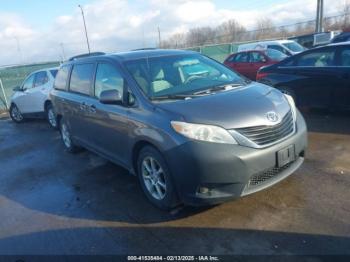  Salvage Toyota Sienna