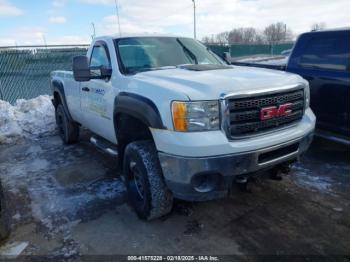  Salvage GMC Sierra 2500