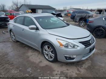  Salvage Nissan Altima