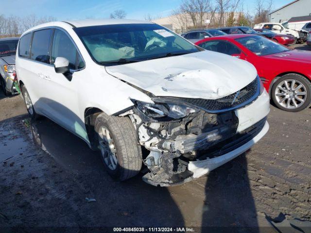  Salvage Chrysler Pacifica