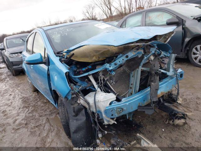  Salvage Toyota Prius c