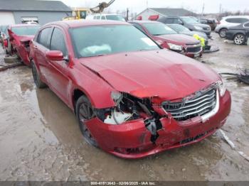  Salvage Chrysler 200