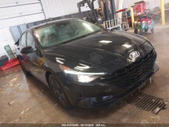  Salvage Hyundai ELANTRA