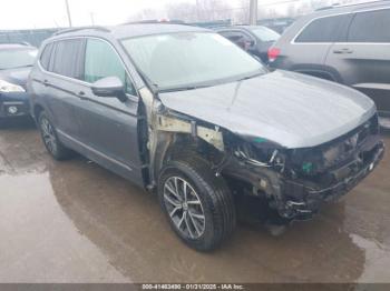  Salvage Volkswagen Tiguan