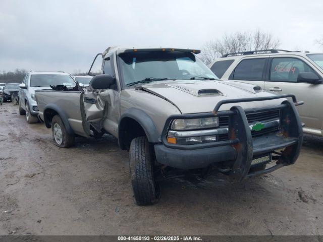  Salvage Chevrolet S-10