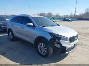  Salvage Kia Sorento