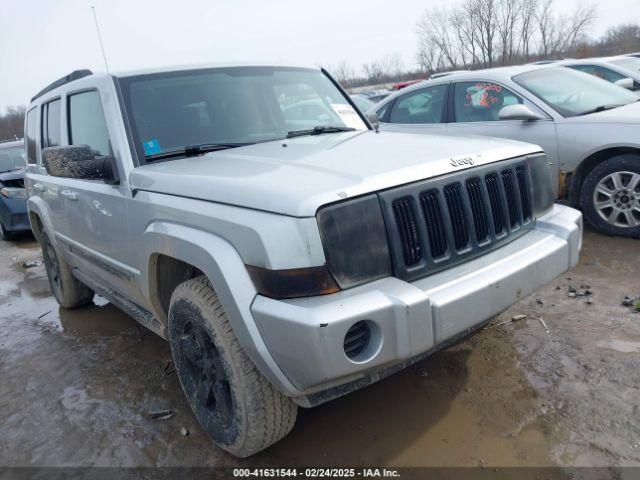  Salvage Jeep Commander