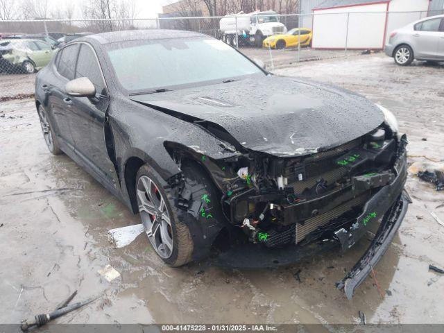  Salvage Kia Stinger