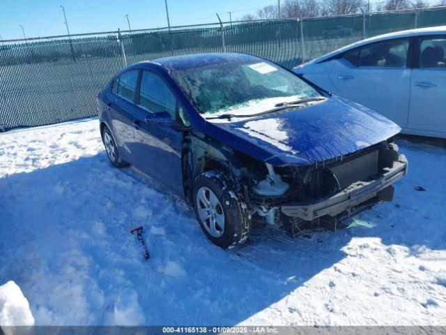  Salvage Kia Forte