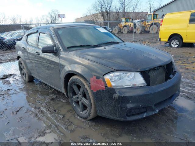  Salvage Dodge Avenger