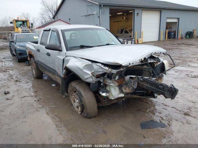  Salvage Dodge Dakota