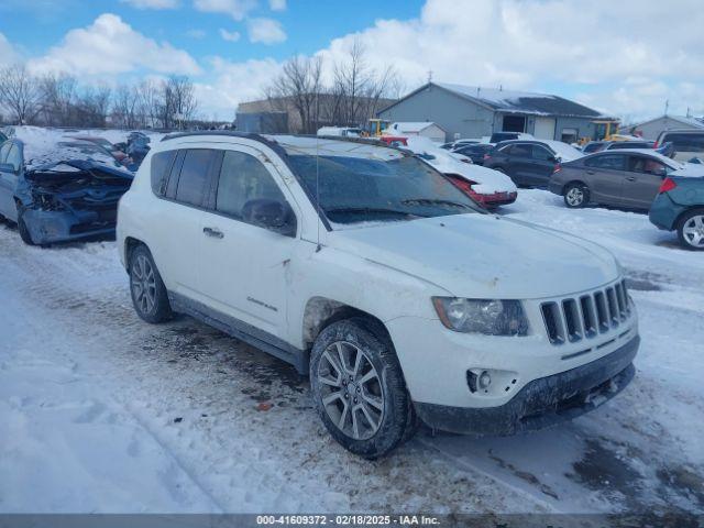  Salvage Jeep Compass