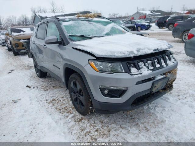  Salvage Jeep Compass