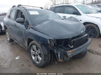  Salvage Jeep Compass