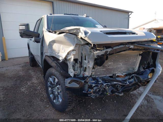  Salvage Chevrolet Silverado 2500