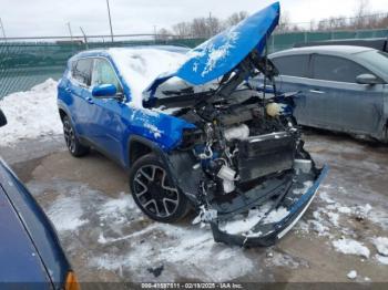  Salvage Jeep Compass