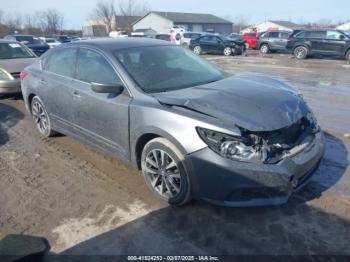  Salvage Nissan Altima